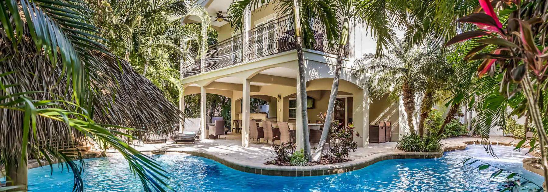 great-pool-home-vacation-rentals-anna-maria-island