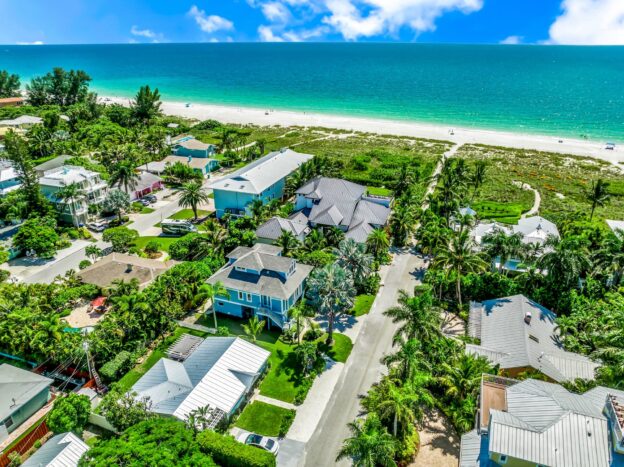 Your Guide to Dining, Entertainment & Island Fun on Anna Maria Island, FL